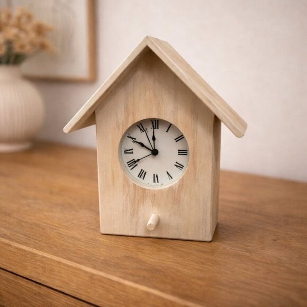 Birdhouse Clock Made in England Cottage Farmhouse Decor NWT